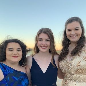 Meet your Posher, Bailey